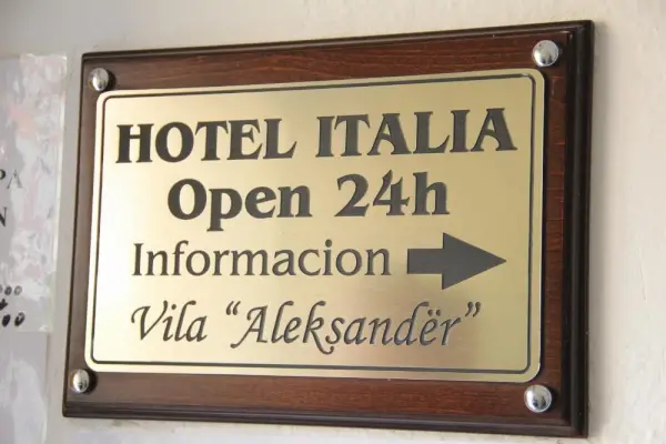 Hotel Italia 4