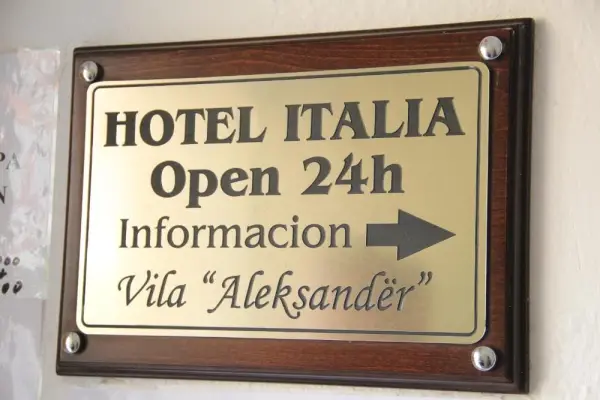 Hotel Italia 9